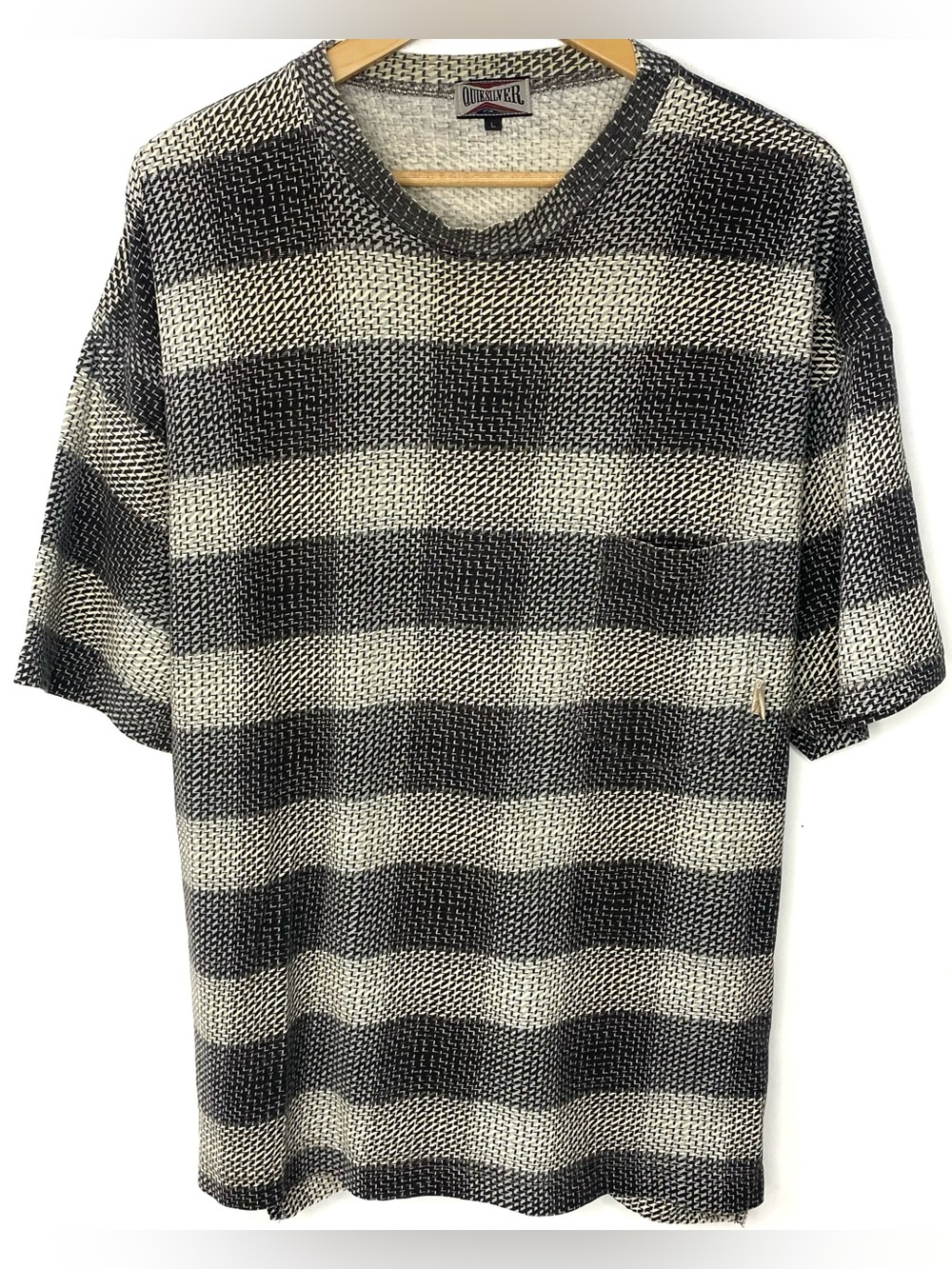 Vintage 90’s Quiksilver Mens Textured Knit Pocket T Shirt Made In USA Size Large